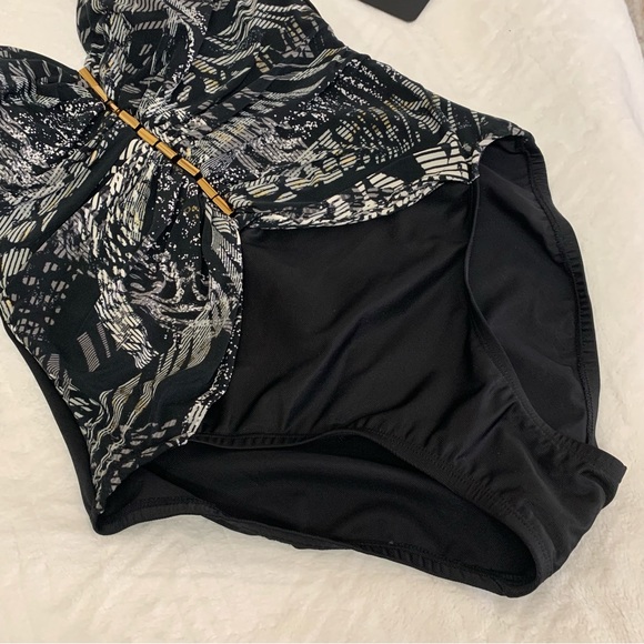 NWT MIRACLESUIT Monteverde Charmer One Piece Swimsuit - Picture 11 of 16